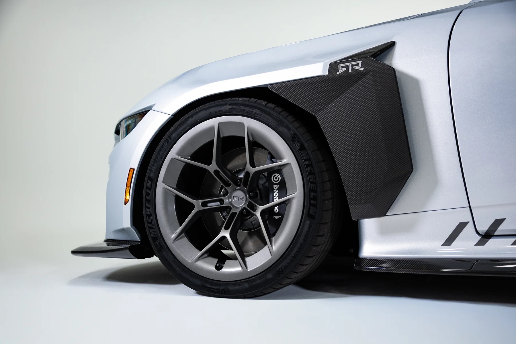 2026-Mustang-RTR-Spec-5-7